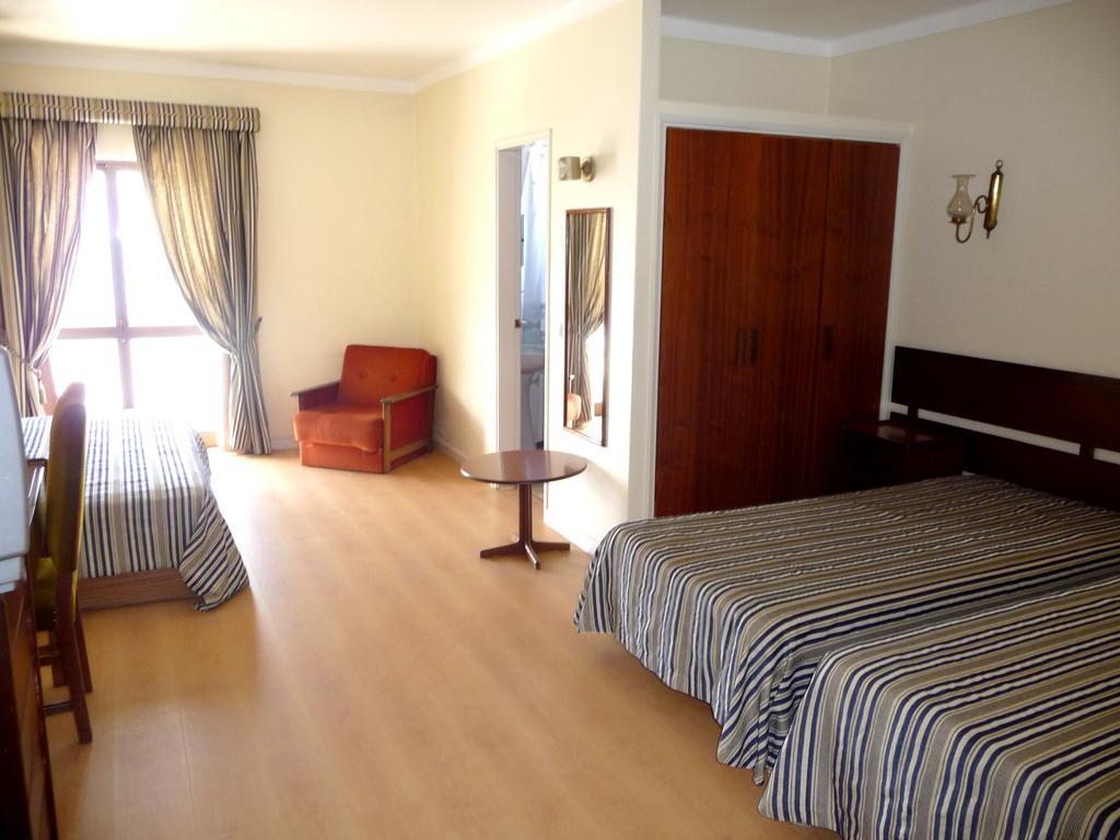 Hotel Tamargueira فيغيورا دا فوز الغرفة الصورة